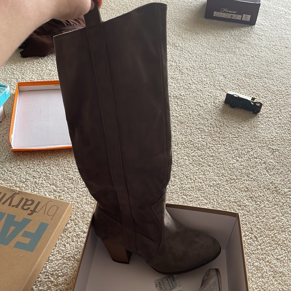 Buckle grey suede tall boot, size 8.5 med. - Picture 3 of 7